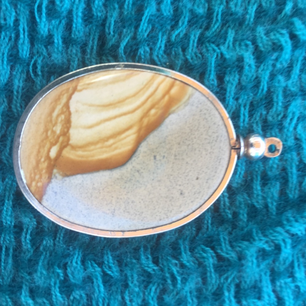 5/$25 stone pendant